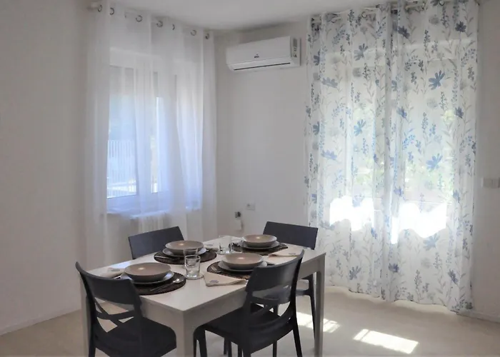 La Casetta Di Ro 別荘